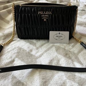 Authentic Brand New Prada Tessuto Gaufre Sling Bag (never used)